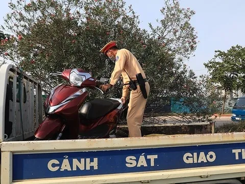 Từ bây giờ đến 31/12/2025: Rất nhiều người không đi đổi Đăng ký xe mẫu mới sẽ bị phạt và có thể bị tịch thu phương tiện