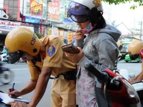 Từ nay đến cuối năm 2025: CSGT sẽ xử phạt nặng lỗi này thậm chí có thể tịch thu phương tiện, người đi xe máy hết sức lưu ý