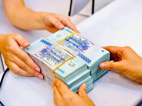 Tin vui lớn cho hơn 1 triệu người: Mỗi người tăng lương từ 2-7 triệu/tháng, biết ngay để nhận đủ quyền lợi