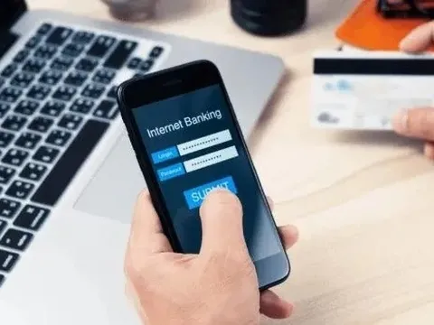 Từ 1/12/2025: Tài khoản có số dư dưới 500.000 đồng/tháng sẽ bị thu phí quản lý có phải không, thông tin ai cũng cần hiểu rõ