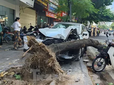 Giám đốc Công an Hà Nội chỉ đạo khẩn trương điều tra vụ nữ tài xế tông loạt xe máy khiến 1 người tử vong