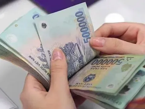 Đề xuất tăng phụ cấp cho bộ trưởng, bí thư tỉnh ủy, thượng tướng: Mức 1 từ 400.000 đồng tăng lên 2.700.000 đồng/tháng với chức vụ nào?