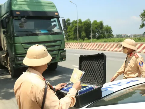 VNeID chậm hiển thị thông tin bằng lái xe, Cục Cảnh sát giao thông lý giải 3 nguyên nhân này, người dân dễ dàng khắc phục