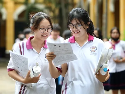 Top 10 tỉnh thành có điểm thi môn Vật lý tốt nghiệp THPT 2025 cao nhất: Số 1 gọi tên 1 tỉnh miền Trung