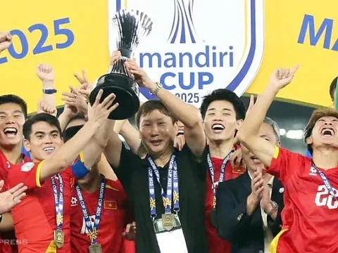 U23 Việt Nam nhận mưa tiền thưởng sau chức vô địch, báo Indonesia khẳng định 1 điều về thành tích "vô tiền khoáng hậu"