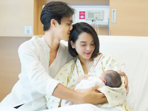 Quỳnh Lương sinh con với thiếu gia Trà Vinh: Khoe ảnh đi đẻ "bao ngầu", đặt tên em bé ai đọc cũng khen hay