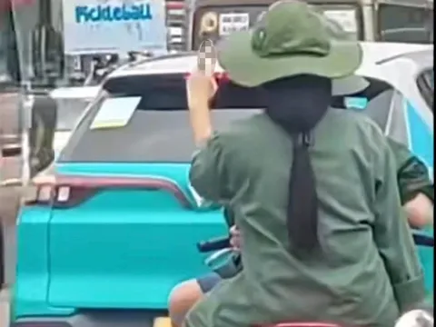 Hiệu trưởng Trường THPT Lâm Nghiệp thông tin về phản ứng của nhóm học sinh sau khi có hành động khiếm nhã khi đoàn xe A80 đi qua