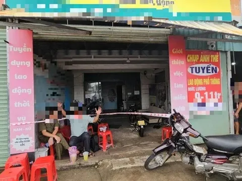 Nam thanh niên 18 tuổi tử vong trong nhà vệ sinh ở Đồng Nai: Hiện trường thế nào mà cả nhóm bạn không thể tin nổi?
