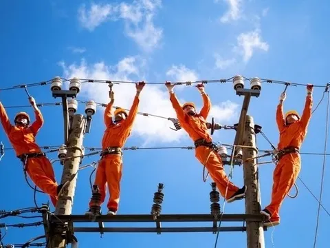 Hé lộ lý do EVN đề xuất đưa khoản lỗ hơn 44.700 tỷ đồng vào chi phí tính giá điện