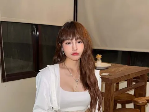 Nữ ca sĩ nổi tiếng vay tiền người hâm mộ rồi bỏ trốn nổi tiếng như thế nào?