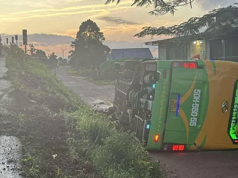 Lật xe khách chở 46 người ở Đắk Lắk: Tình trạng đáng sợ của 2 nạn nhân nặng nhất