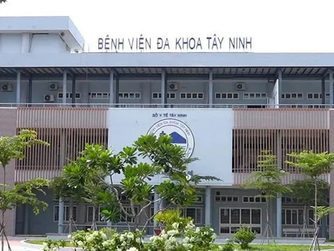 Điều dưỡng làm trái chỉ định của bác sĩ, tiêm thay vì khí dung, khiến bé 13 tháng tuổi tử vong: Bộ Y tế lên tiếng