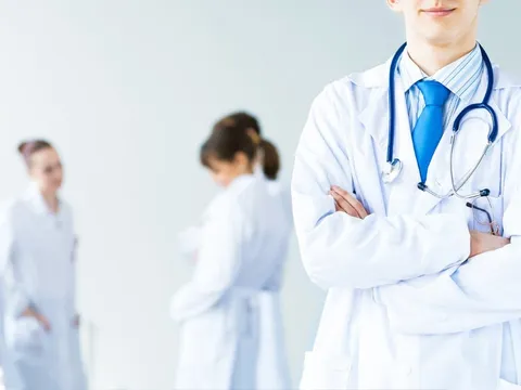 Từ 15/8, thủ tục khám chữa bệnh thay đổi đáng chú ý, liên quan trực tiếp đến quyền lợi hàng triệu người, ai cũng cần nắm rõ để không mất quyền lợi