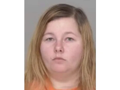 Người phụ nữ nhẫn tâm ngược đãi ba con nhỏ suốt 5 năm, hé độ âm mưu tàn nhẫn