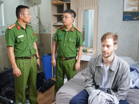 Nghi phạm người nước ngoài sau khi cướp tiệm PNJ thì giấu vàng ở đâu?