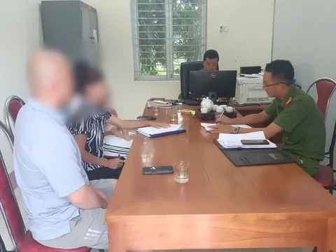 "Giấu nhẹm" bạn trai của con gái trong nhà, người mẹ mất ngay 5 triệu đồng