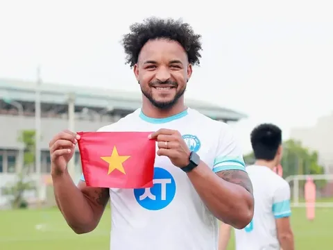 Nguyễn Xuân Son làm điều bất ngờ này với CLB Nam Định