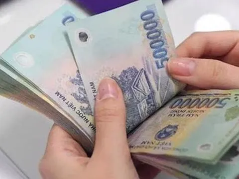 Xây dựng Đề án tiền lương và phụ cấp để áp dụng chung, thống nhất trong toàn hệ thống chính trị