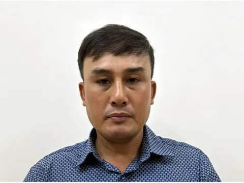 Khởi tố tài xế "chặt chém" 2,5 triệu đồng/cuốc xe 70km