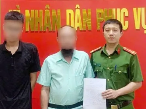 Công an chặn xe khách, kịp thời cứu một nam sinh thoát cú lừa chết người