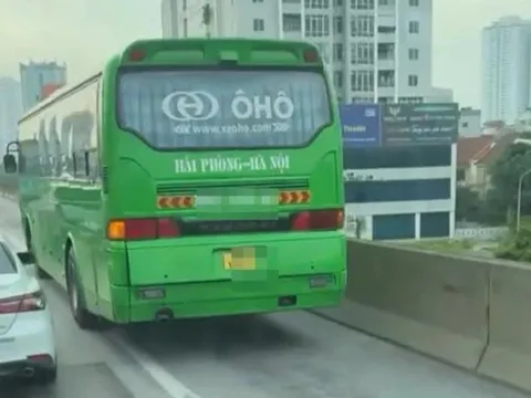 Người dân quay clip gửi tới số điện thoại của Thiếu tướng Đỗ Thanh Bình, Cục trưởng C08: Tài xế đi vào làn khẩn cấp bị xử phạt