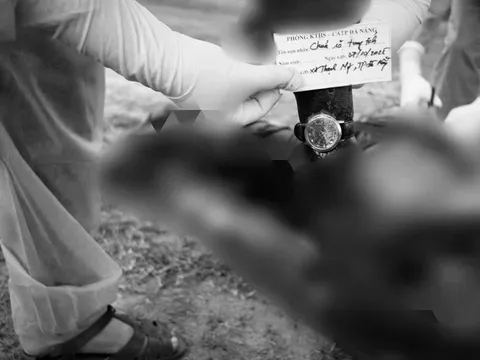 Hãi hùng phát hiện thi thể nổi trên lòng hồ thủy điện, bí ẩn tảng đá 20 kg đeo trên lưng: Nhận dạng ban đầu