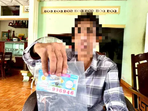 Vụ tờ vé số trúng 2 tỷ đồng bị từ chối trả thưởng: Dự kiến ngày có kết quả giám định từ công an