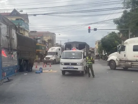 Xót xa: 2 anh em ruột thương vong sau cú va chạm kinh hoàng trên đường với ô tô