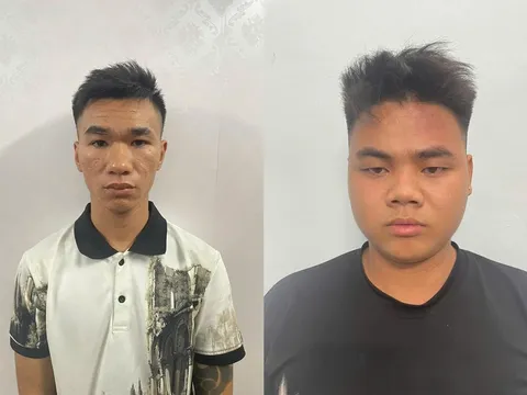 Phạm Đức Nghĩa (16 tuổi) và Vũ Mạnh Trường (18 tuổi) giả vờ giao dịch rồi trộm xe máy trong tích tắc