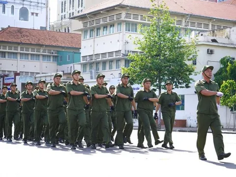 Mức phạt hành vi xúc phạm, đe dọa, cản trở, chống đối lực lượng tham gia bảo vệ an ninh, trật tự ở cơ sở trong khi thực hiện nhiệm vụ