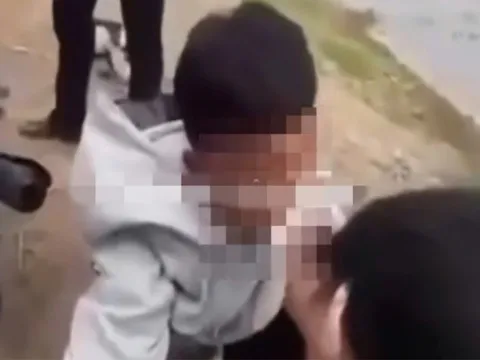 Vụ nam sinh bị bạn đánh, nhét băng vệ sinh vào miệng: Trường THPT Hòn Đất báo cáo những gì?