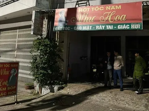 Điểm mại dâm trá hình núp bóng tiệm hớt tóc Như Hoa: Bao “nuôi” 4-5 cô gái phục vụ khách mua dâm với giá khoảng 300-350.000 đồng/lượt