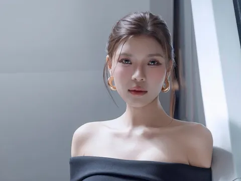 Thúy Diễm lên tiếng về tin đồn "cưới chồng mới", bạn diễn chung cũng bị nhắn tin hỏi thăm vì Lương Thế Thành "mặt căng"