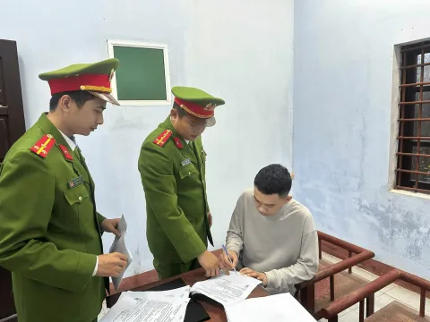 Bắt tạm giam đối với Võ Ngọc Hoàng (25 tuổi)