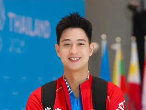Chàng trai Việt điển trai ở khán đài SEA Games là ai mà khiến CĐV Thái Lan cũng muốn tìm kiếm thông tin?
