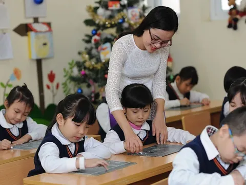 Có xét hưởng phụ cấp thâm niên nhà giáo cho giáo viên ngoài công lập không?