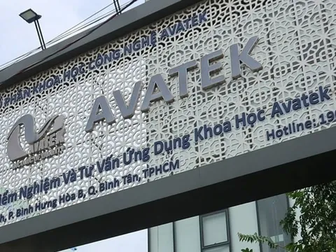 Cựu cán bộ VPCP nhận 4 tỷ đồng để giúp kiểm định kẹo Kera, sữa Hiup như thế nào?