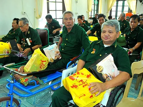 Đảng, Nhà nước chính thức chi tặng quà Tết Nguyên đán Bính Ngọ 2026 đến 31/01/2026 theo Nghị quyết 418