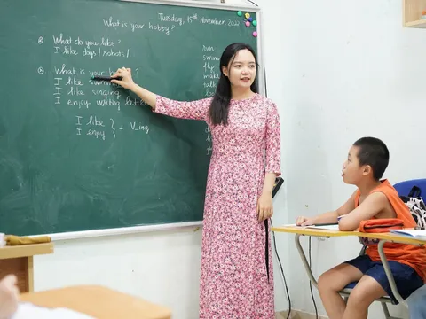 Toàn bộ 04 Bảng lương mới năm 2026 của giáo viên THPT, THCS, Tiểu học, Mầm non làm công tác giảng dạy tại các cơ sở giáo dục ngoài công lập sau khi áp dụng mức mới sẽ có lương tối thiểu bao nhiêu?