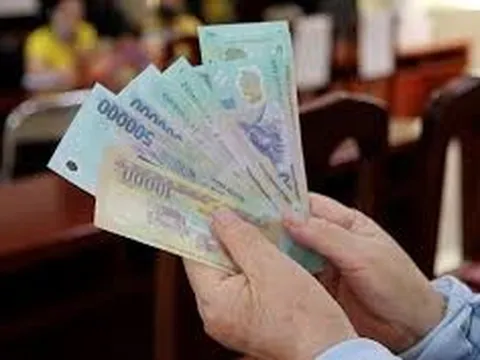 Người hoạt động KCT cấp xã, thôn, tổ dân phố có được hưởng chế độ tiền thưởng theo Nghị định 73 không?