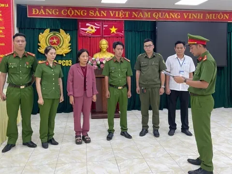 Bắt nữ kế toán Nguyễn Thị Thanh Phượng