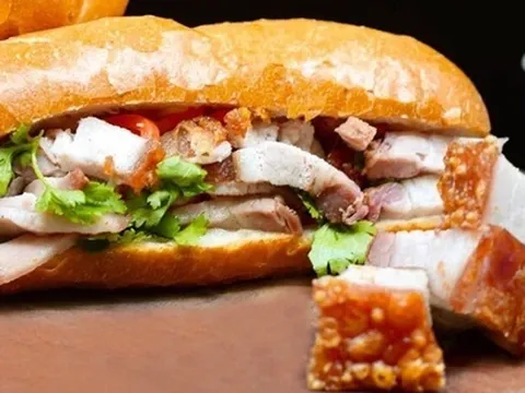 Món ăn vỉa hè từ 25.000 đồng nhưng đủ "chạm" vị giác quốc tế, được Taste Atlas xếp top 1 Việt Nam