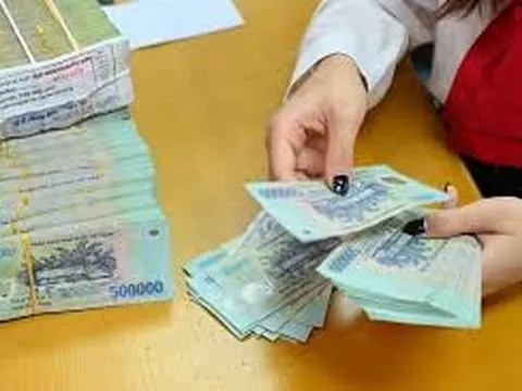 Công văn Bộ Nội vụ: 5 Bảng lương và 9 Chế độ phụ cấp mới của khu vực công năm 2026 được nghiên cứu đánh giá sự phù hợp, khả thi trình Trung ương xem xét theo Kết luận 83 và Công văn 12009 khi nào?