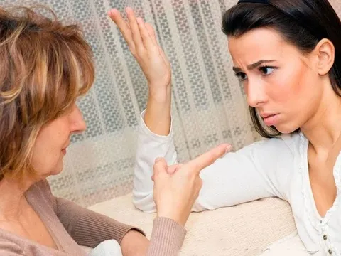 Tôi ly hôn vì mẹ chồng quá khó tính và không biết mình sai ở đâu