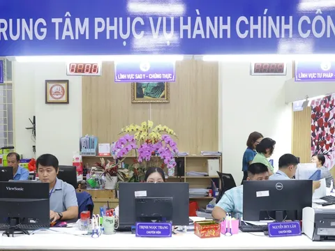 Sau năm 2026 toàn bộ CBCCVC chấm dứt hưởng phụ cấp thâm niên và các phụ cấp ưu đãi, phụ cấp độc hại, nguy hiểm, phụ cấp trách nhiệm sẽ gộp với nhau thành một khoản phụ cấp mới có tên gọi là gì?
