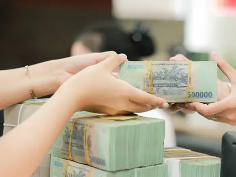 Nâng lương vượt một bậc cho các Cán bộ công chức cấp xã theo Nghị định 179 trong thực hiện nhiệm vụ đạt thành tích ra sao?