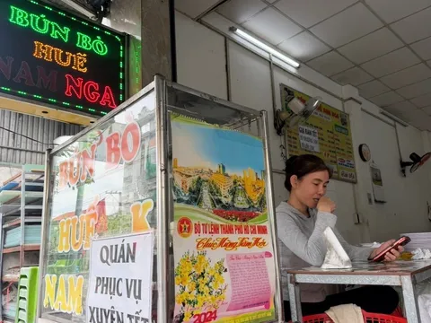 Nhận chuyển khoản 180 triệu đồng/3 tô bún, chủ quán vội vàng làm ngay điều này