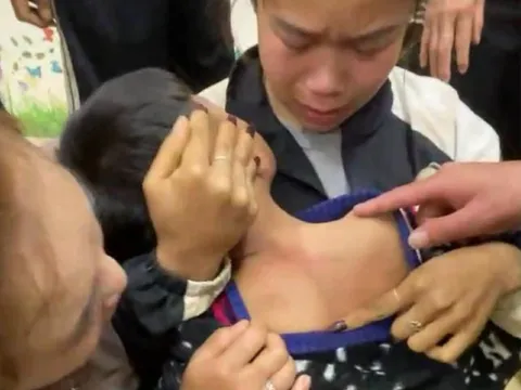 Thông tin đa chiều vụ học sinh lớp 1 ở trong lớp học khóa cửa suốt 3 giờ đồng hồ tại Sơn La