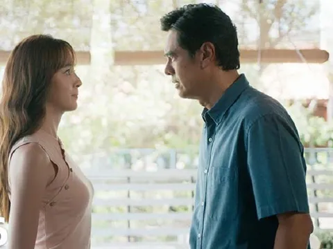 Nhận phong bì mừng thọ, con dâu nói một điều khiến bố chồng cay mắt