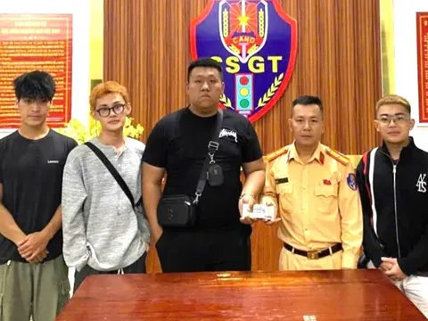 Ai là chủ sở hữu hơn 16 triệu đồng đánh rơi ở Đà Nẵng thì liên hệ công an ngay